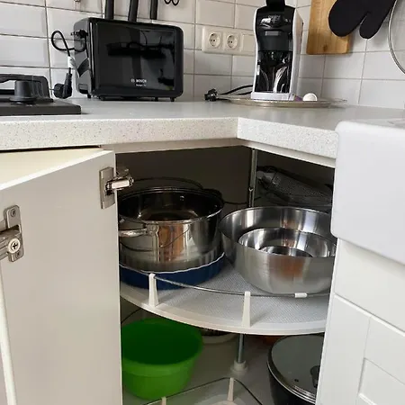 Spacious Old Town Apartment, 3 Rooms, Free Parking, Sleeps Up To 7 * Kowno