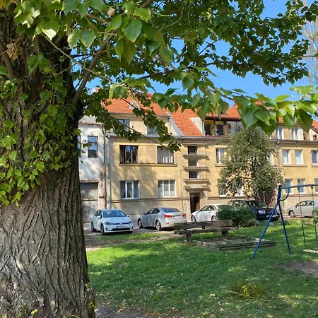 Spacious Old Town Apt, 3 Rooms, Sleeps 6-7 Lejlighed *