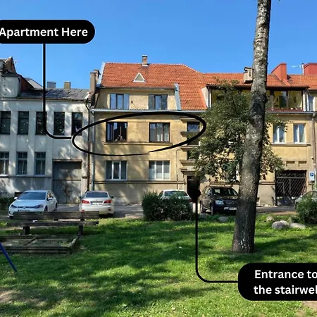Lejlighed Spacious Old Town Apartment, 3 Rooms, Free Parking, Sleeps Up To 7 Kaunas
