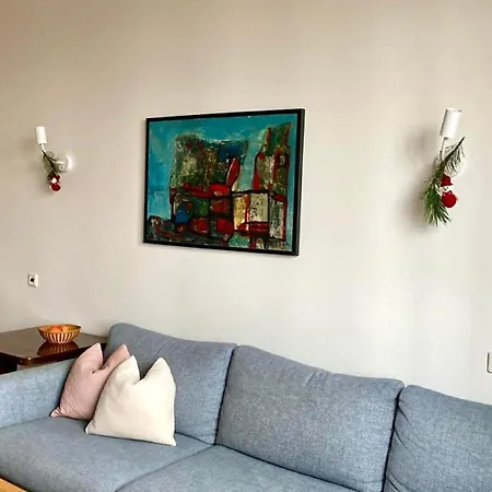 Apartamento Spacious Old Town Apartment, 3 Rooms, Free Parking, Sleeps Up To 7 *