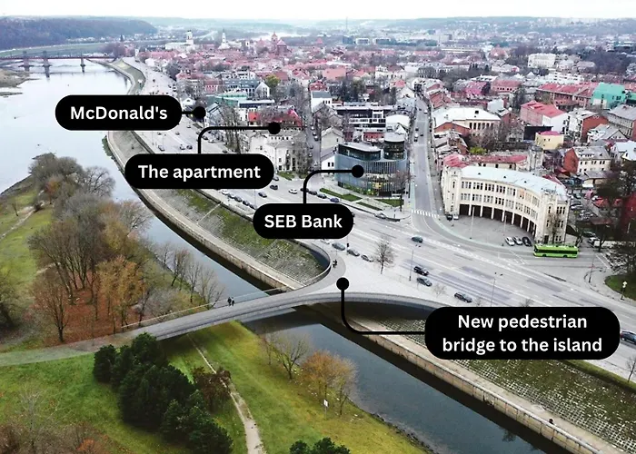 Spacious Old Town Apt, 3 Rooms, Sleeps 6-7 Apartamento Kaunas