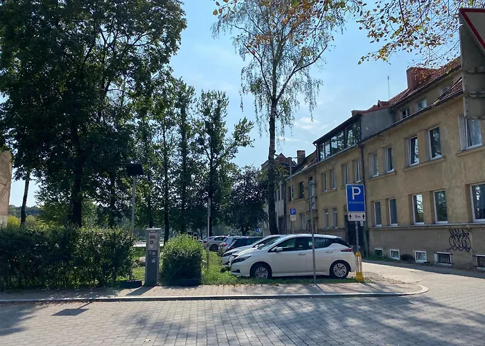 Spacious Old Town Apt, 3 Rooms, Sleeps 6-7 * Kaunas